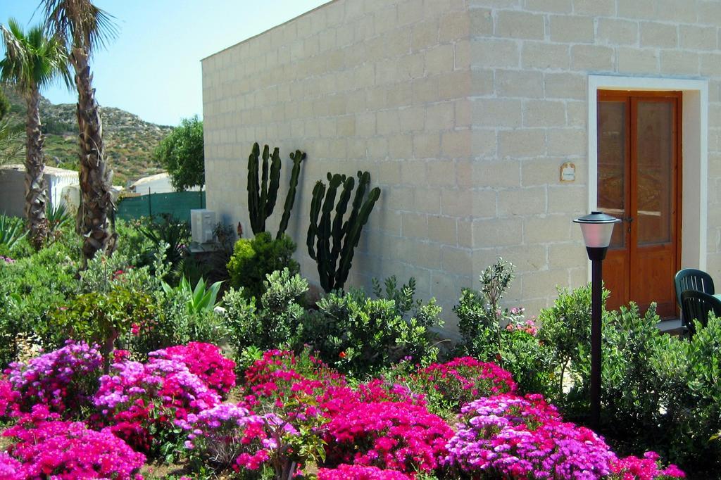 Lisola Residence Levanzo Exterior photo